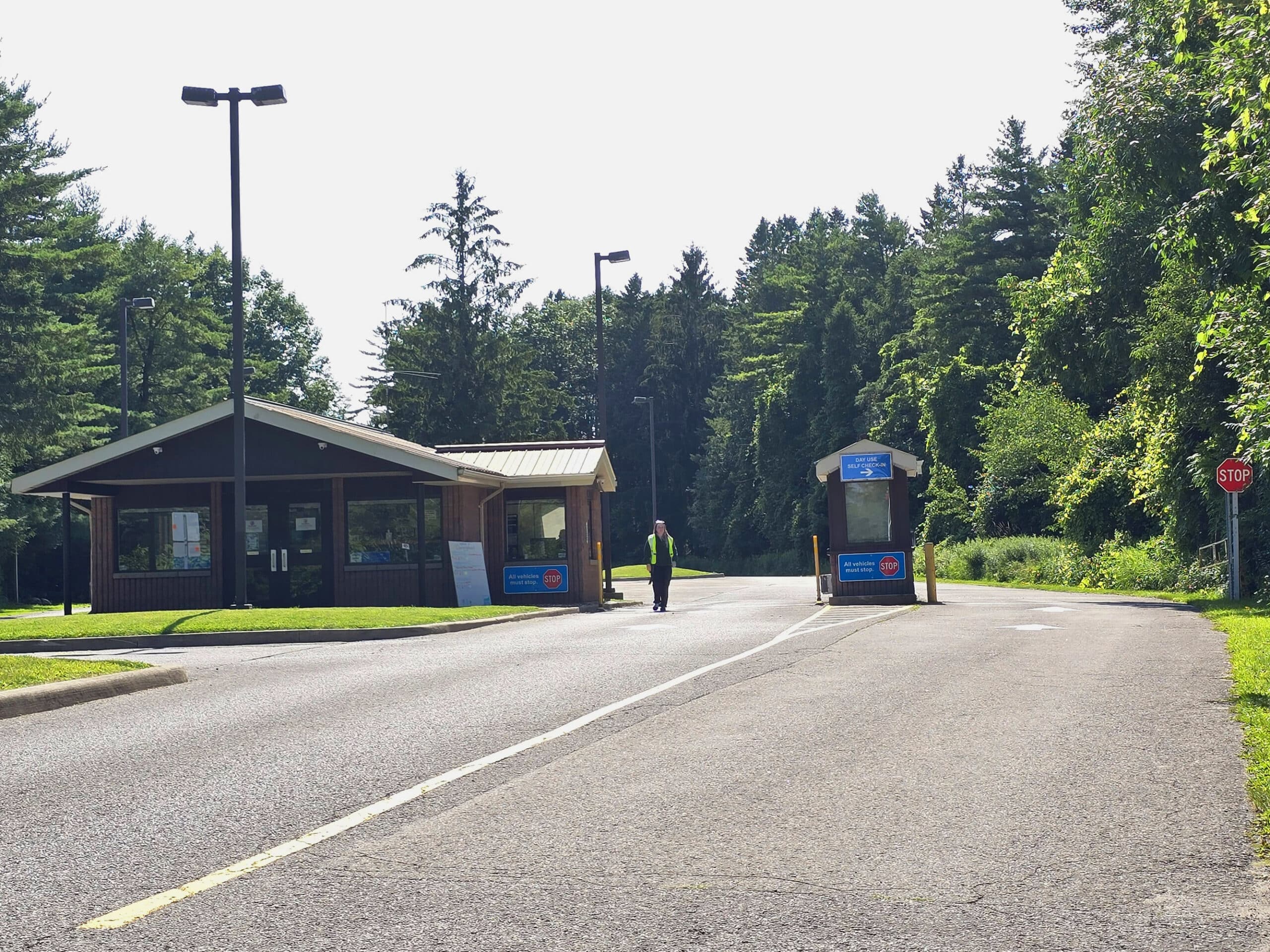 The registration office.