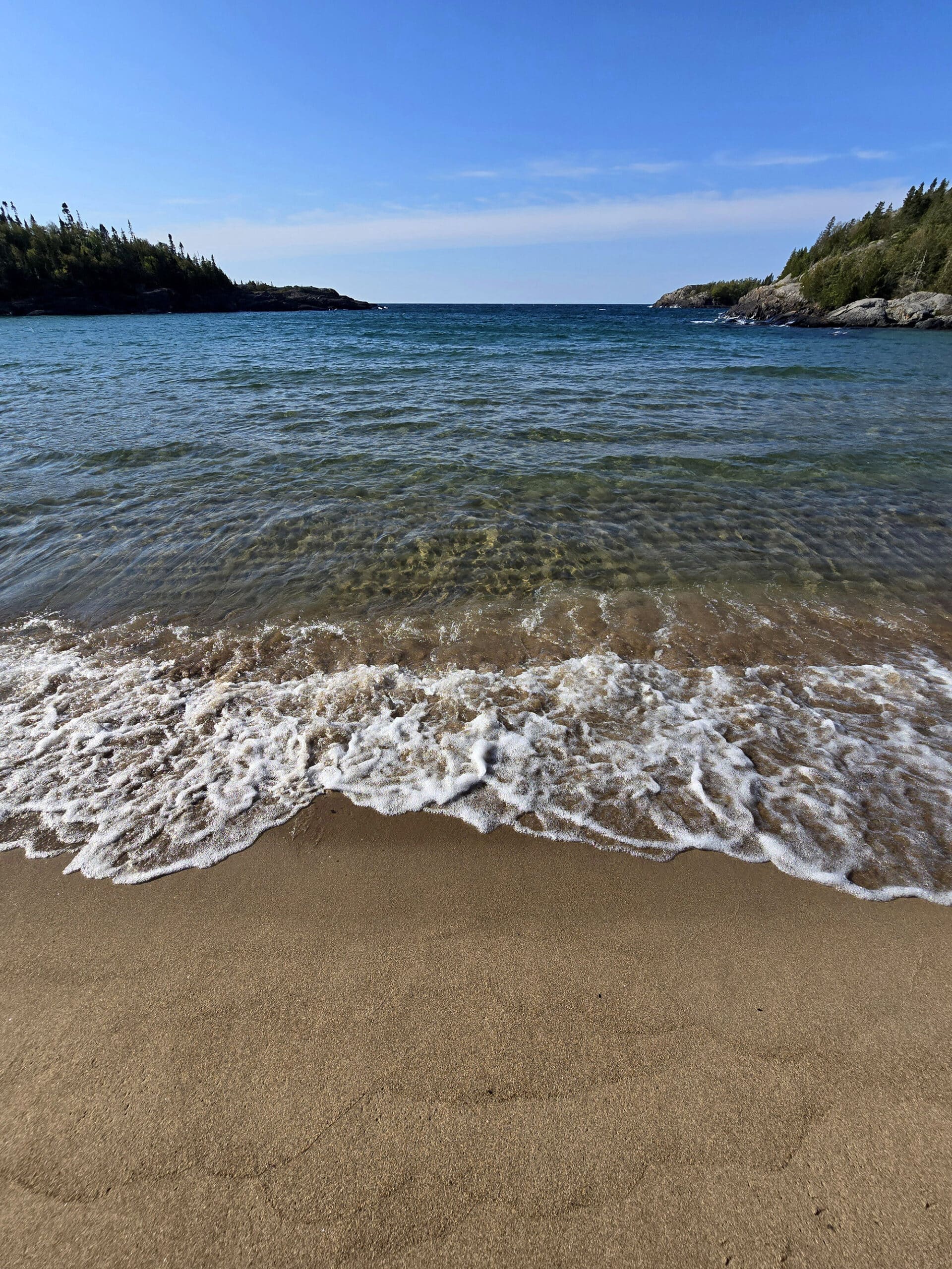 Horseshoe Bay Beach at Lake superior, with waves rolling in.