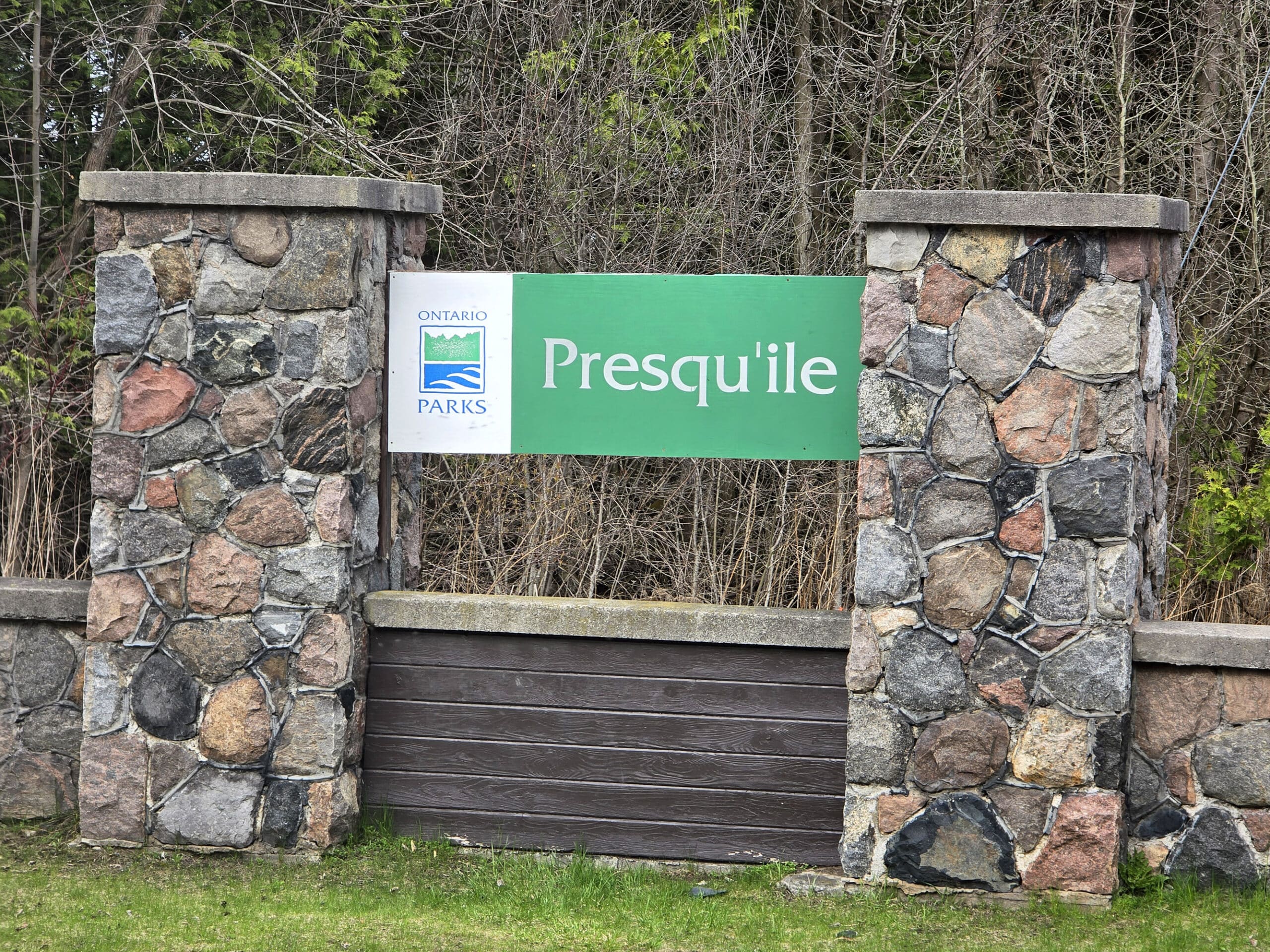 The Presqu’ile Provincial Park entrance sign.