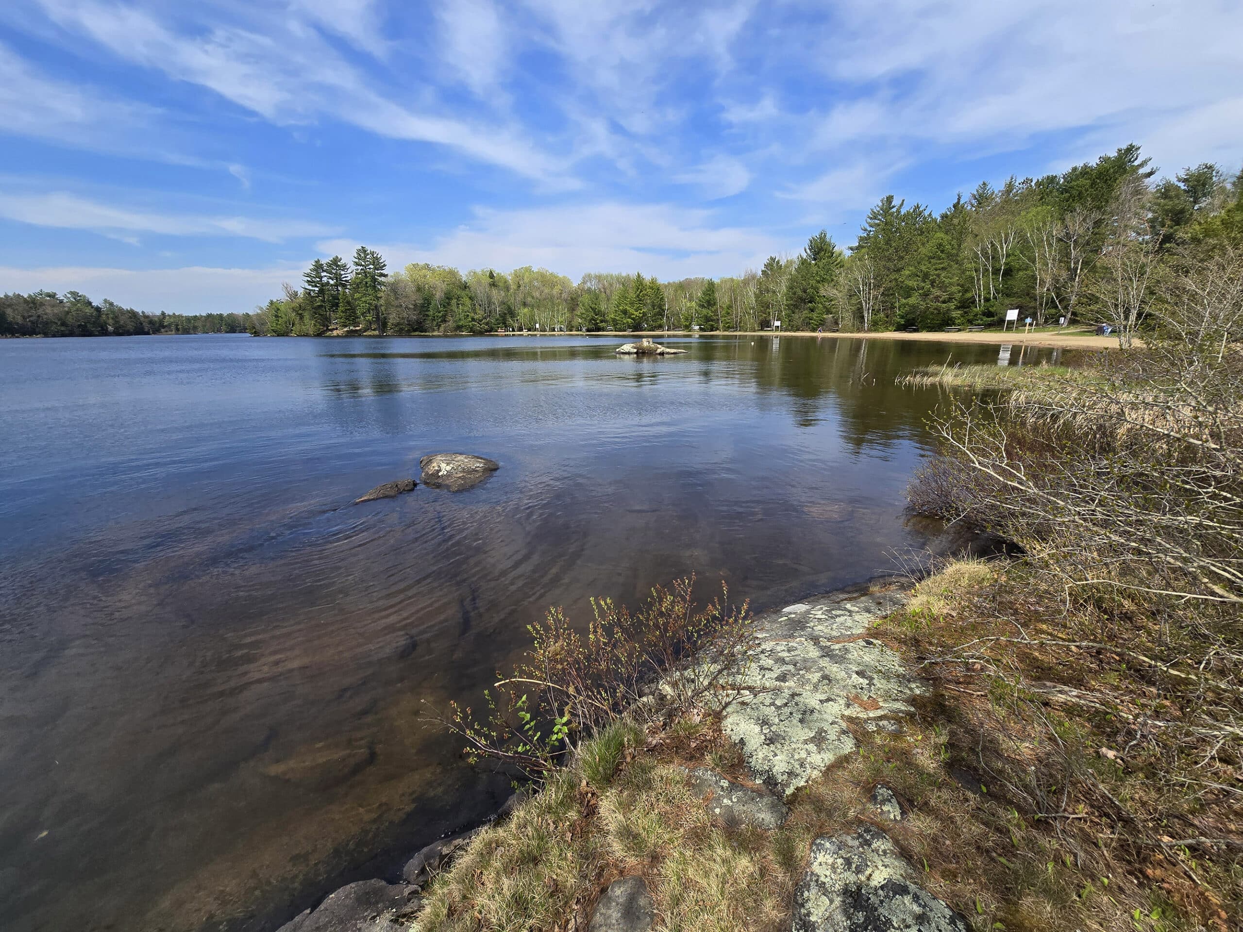 Oastler lake on a sunny day.