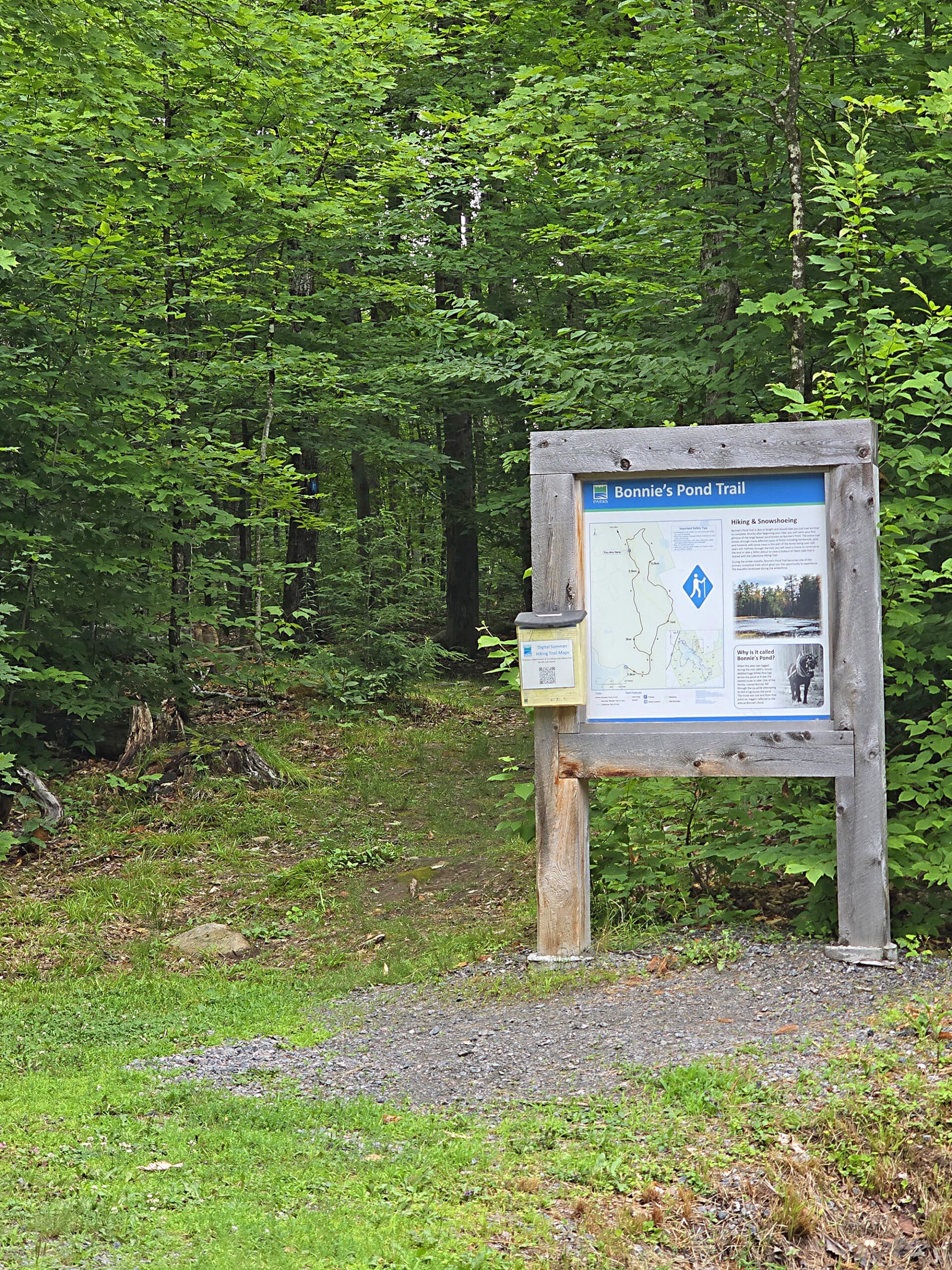 The trailhead for the bonnie’s pond trail at Silent Lake Provincial Park.