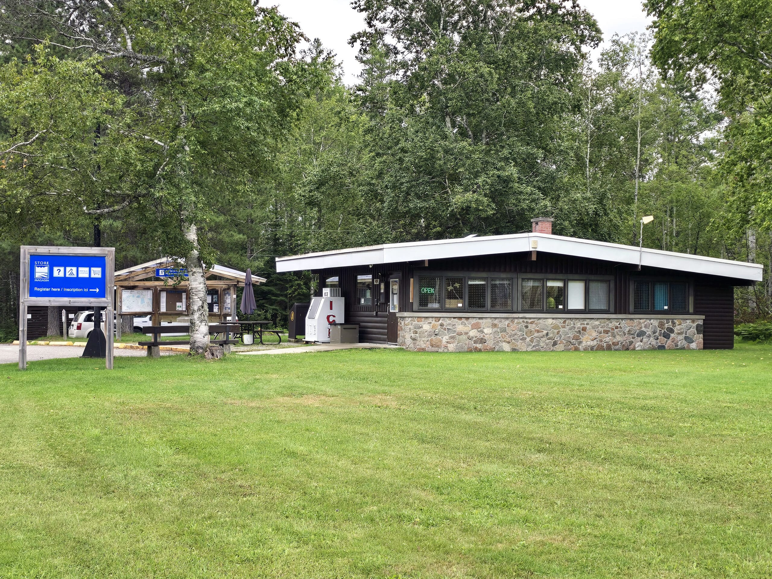 The Kettle Lakes gatehouse building.