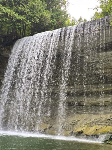 A view from the side of Bridal Veil Falls.