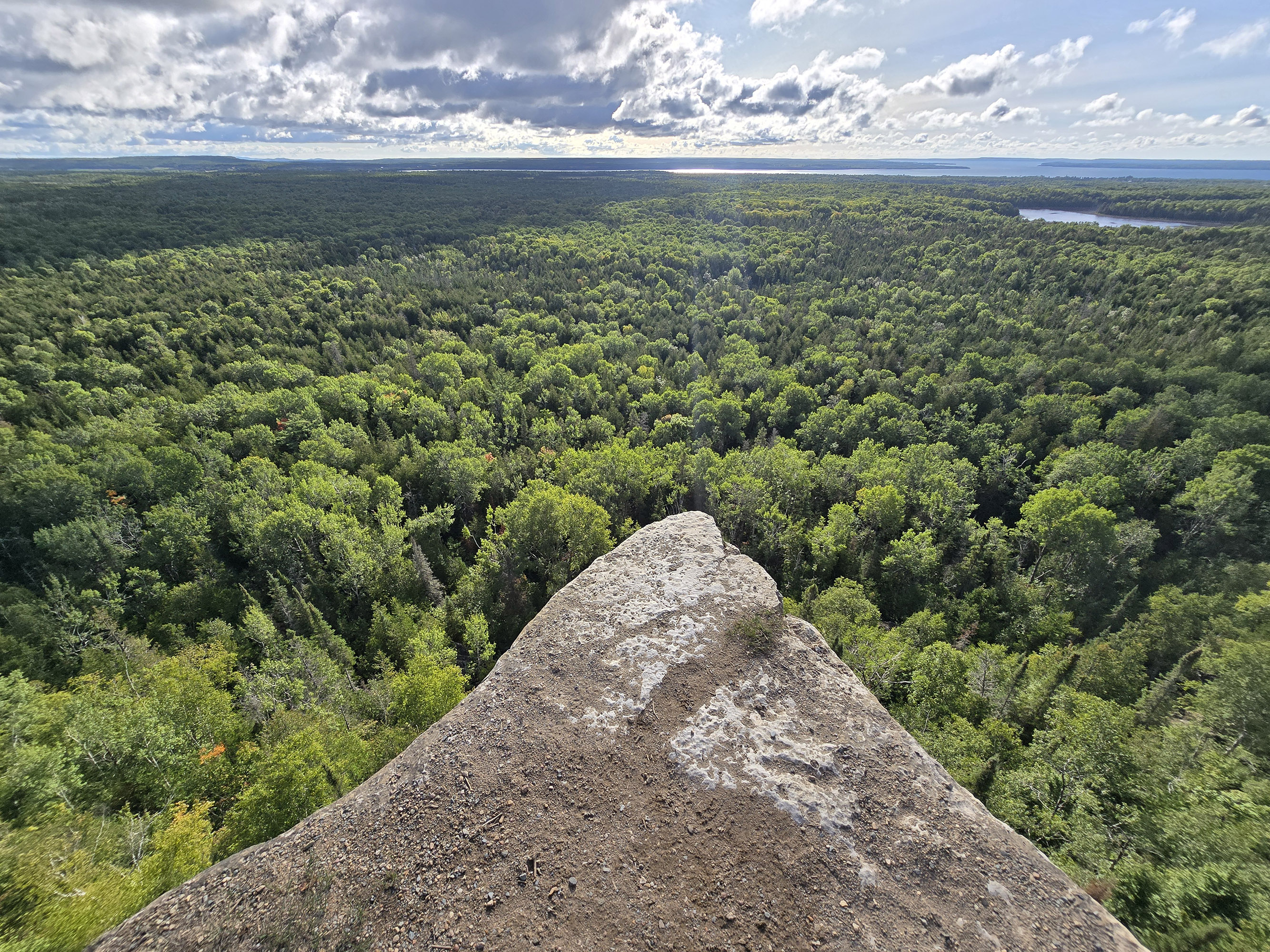 A view off a cliff at the cup and saucer trail on manitoulin island.