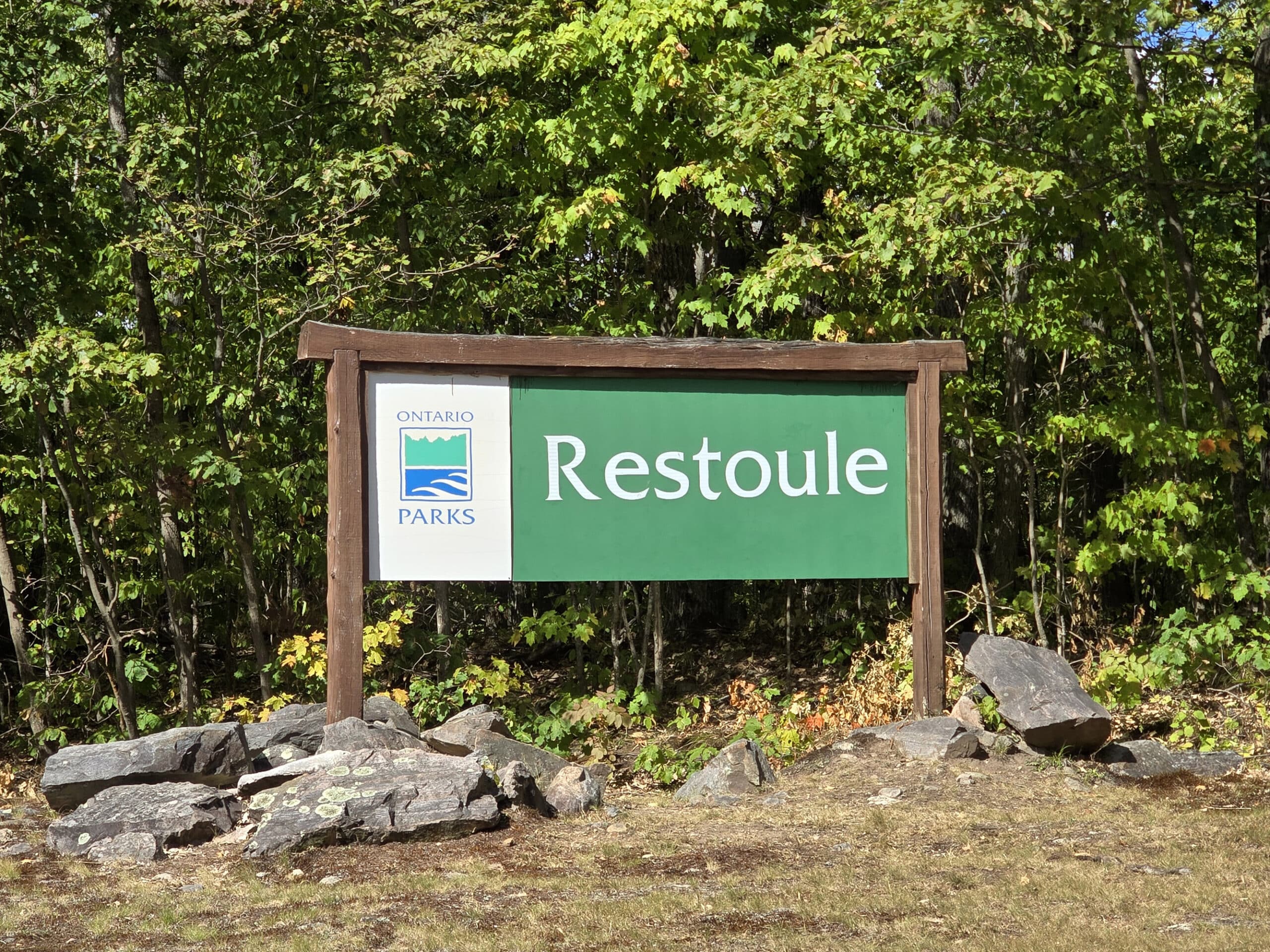 The restoule provincial park highway sign.