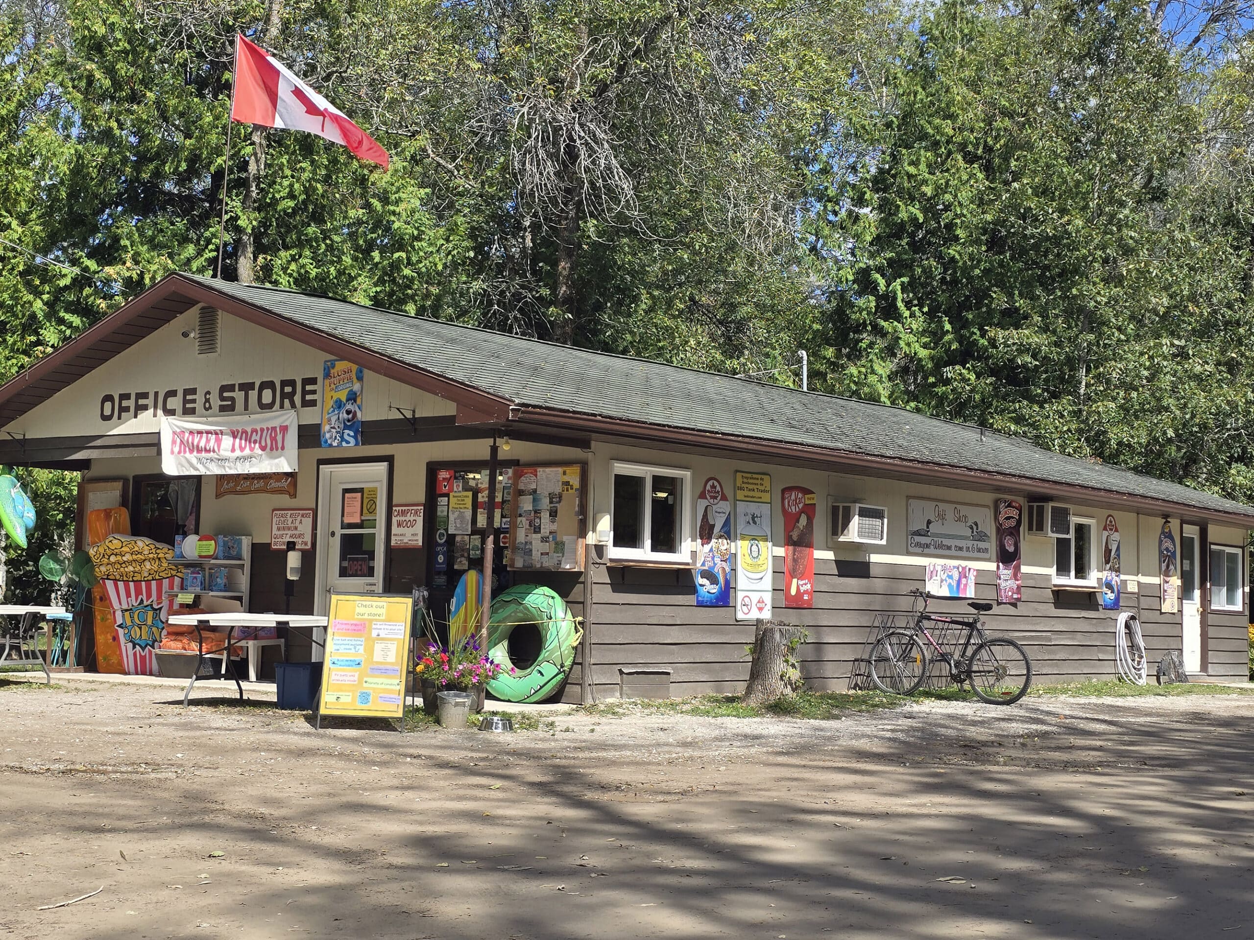 The Batmans Cottages and Campground office building and store.