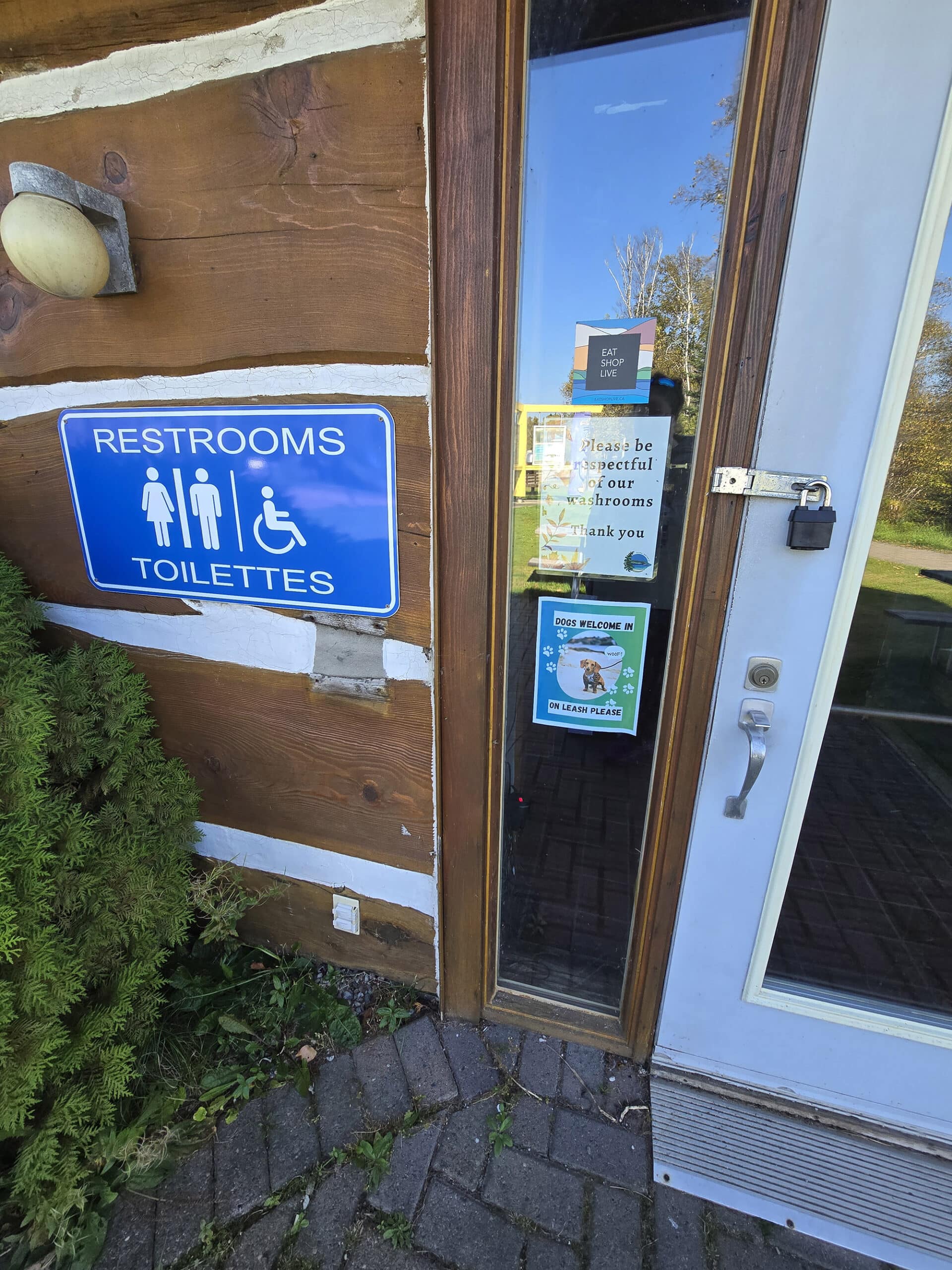 Washroom signs on the Wawa Goose Visitor Centre.