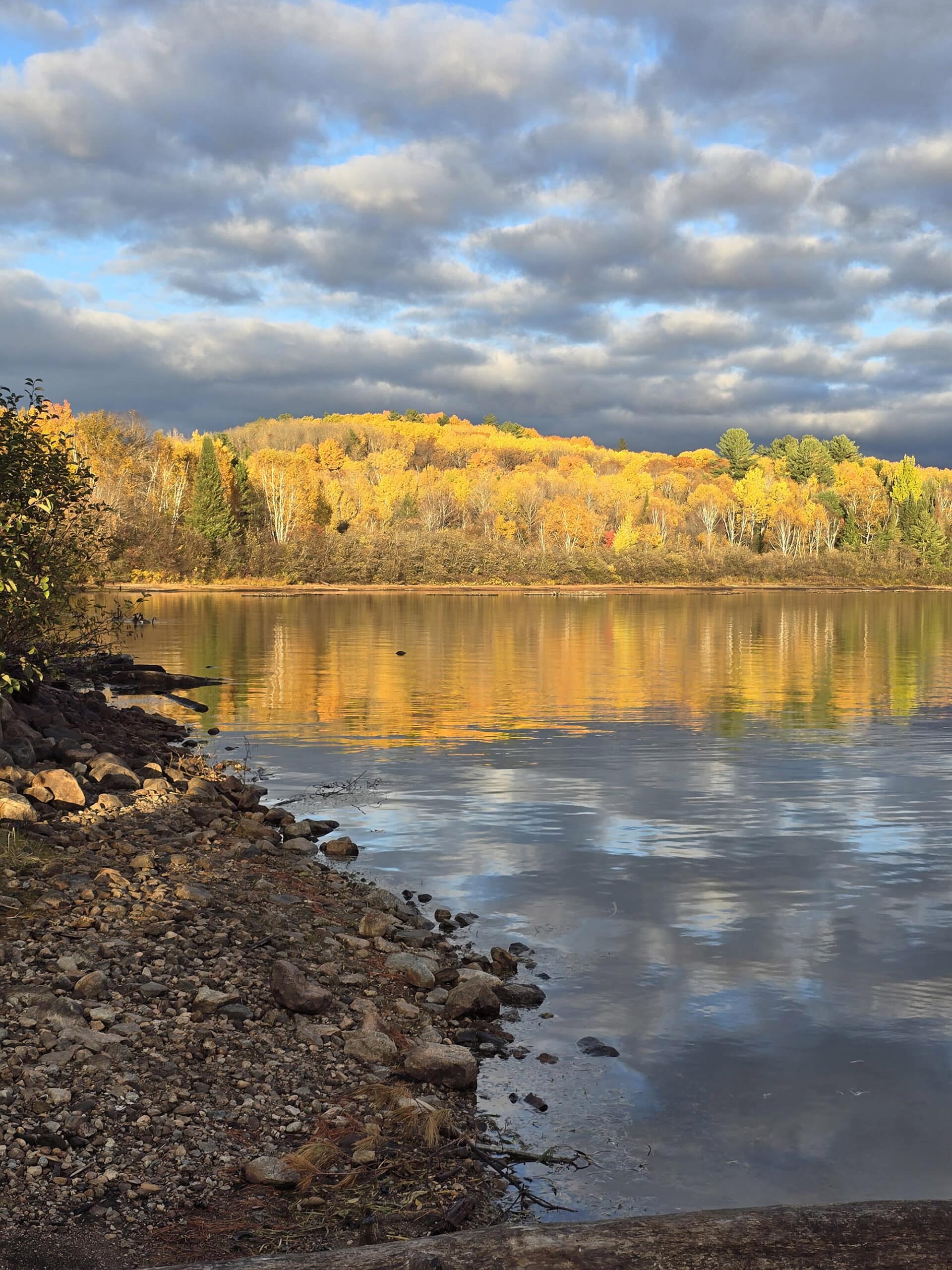 A beach on Kioshkokwi Lake, in Algonquin Provincial Park.