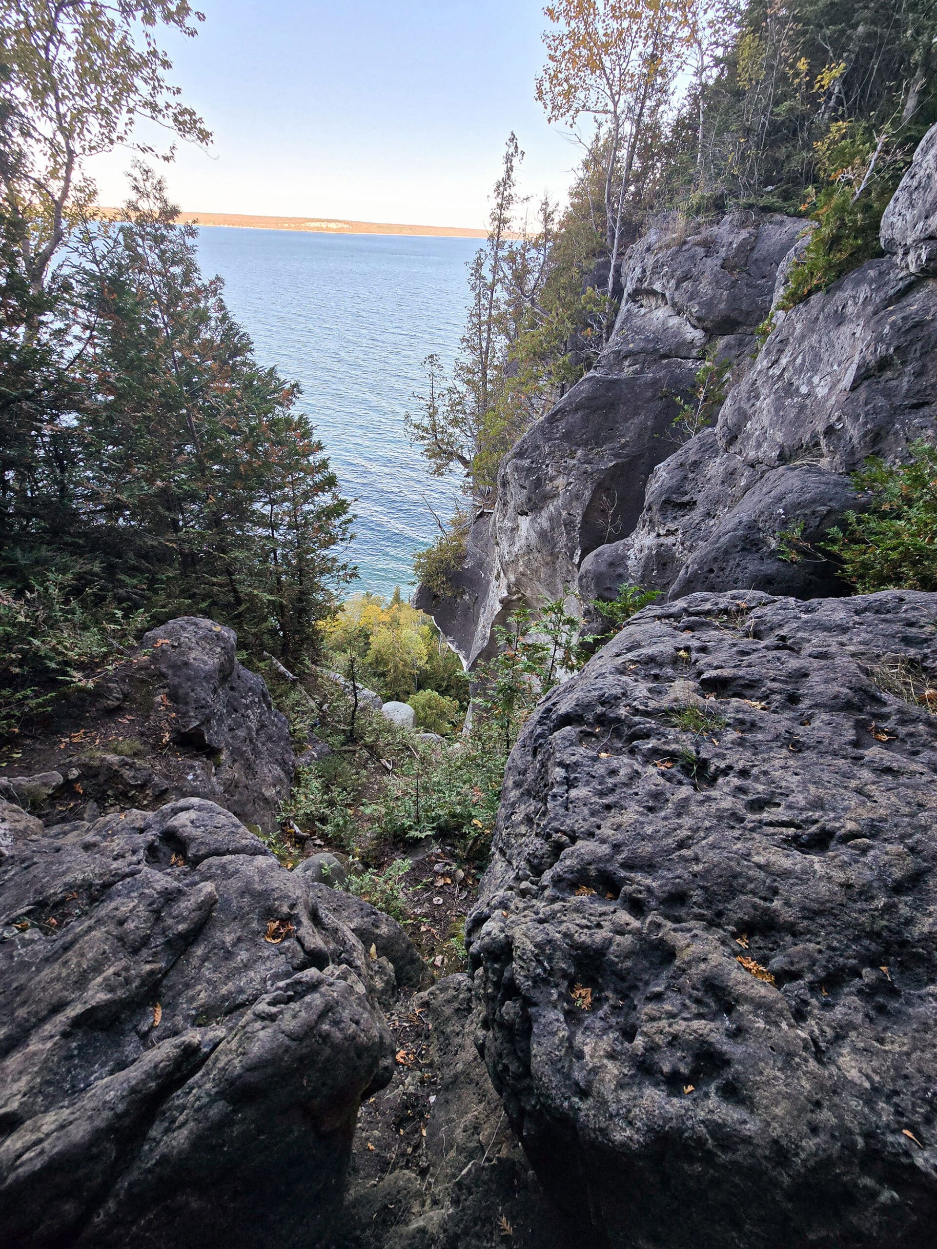 A view of Lion’s Head lookout, with georgian bay in the background.