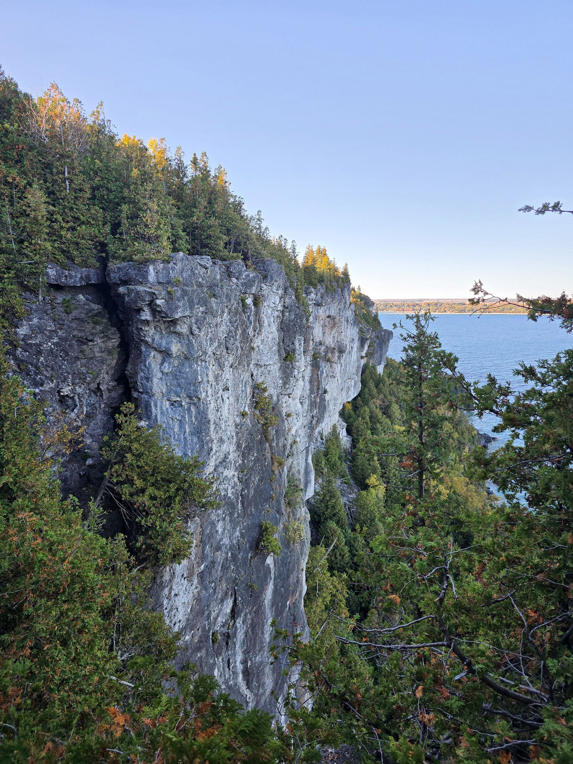 A view of Lion’s Head lookout, with georgian bay in the background.