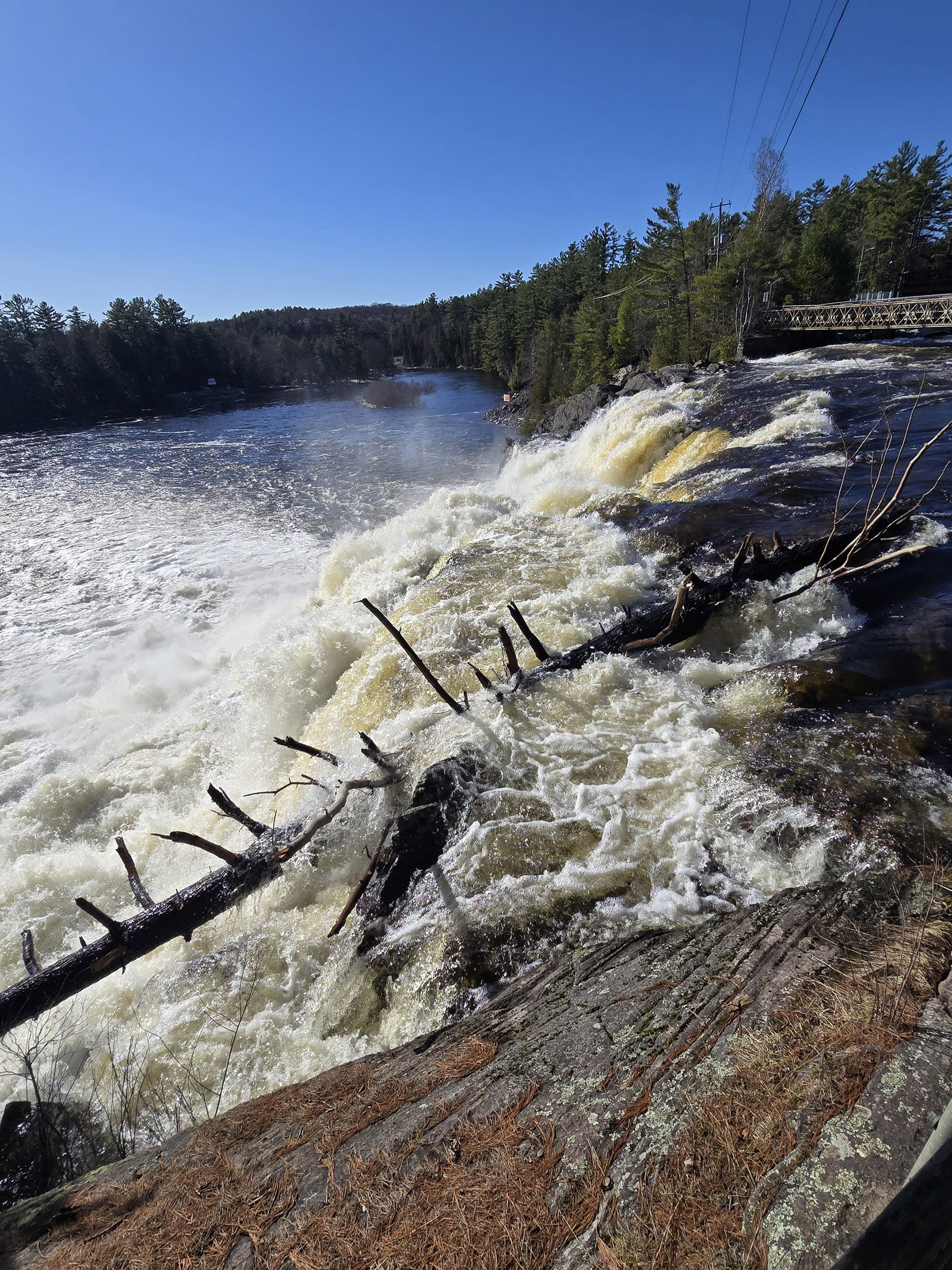 High Falls, a large cascade waterfall pm the Muskoka River.