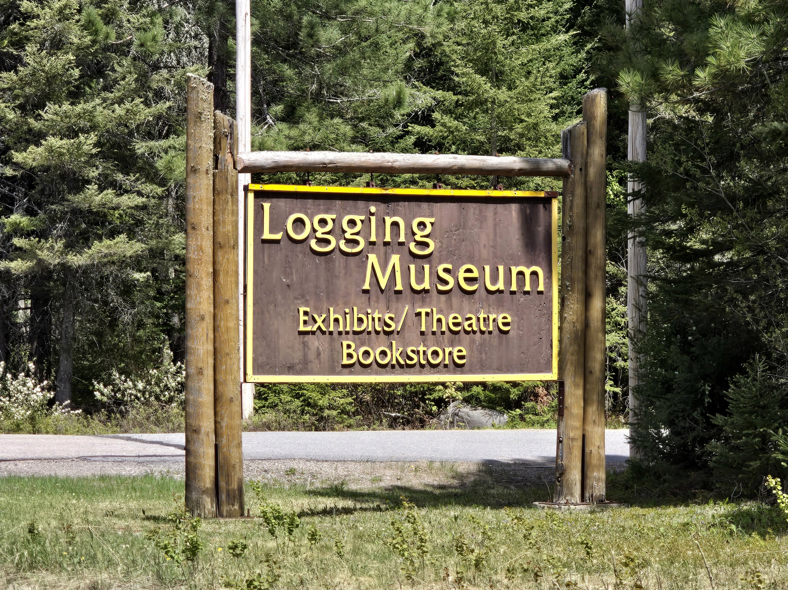 The Algonquin Provincial Park Logging Museum highway sign.